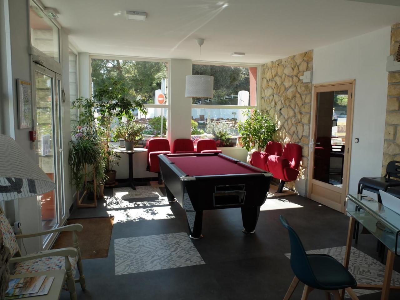 Hotel Les Pins Saint-Trojan-les-Bains Exteriör bild